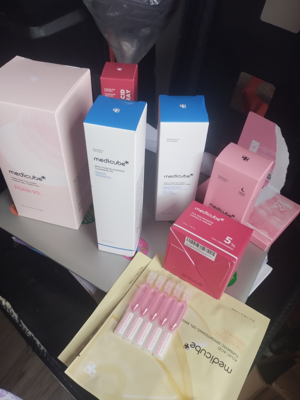 Medicube Pink and White Skincare Set - Hydrating & Brightening